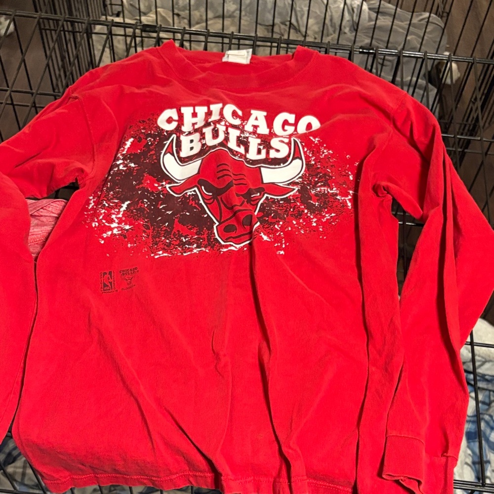 Chicago Bulls Red Long Sleeve Shirt